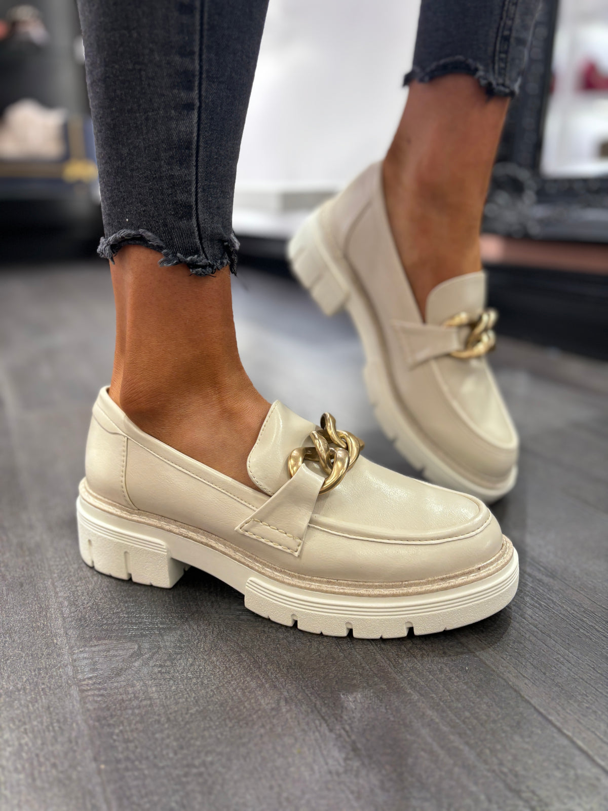 Cream Gold Loafers