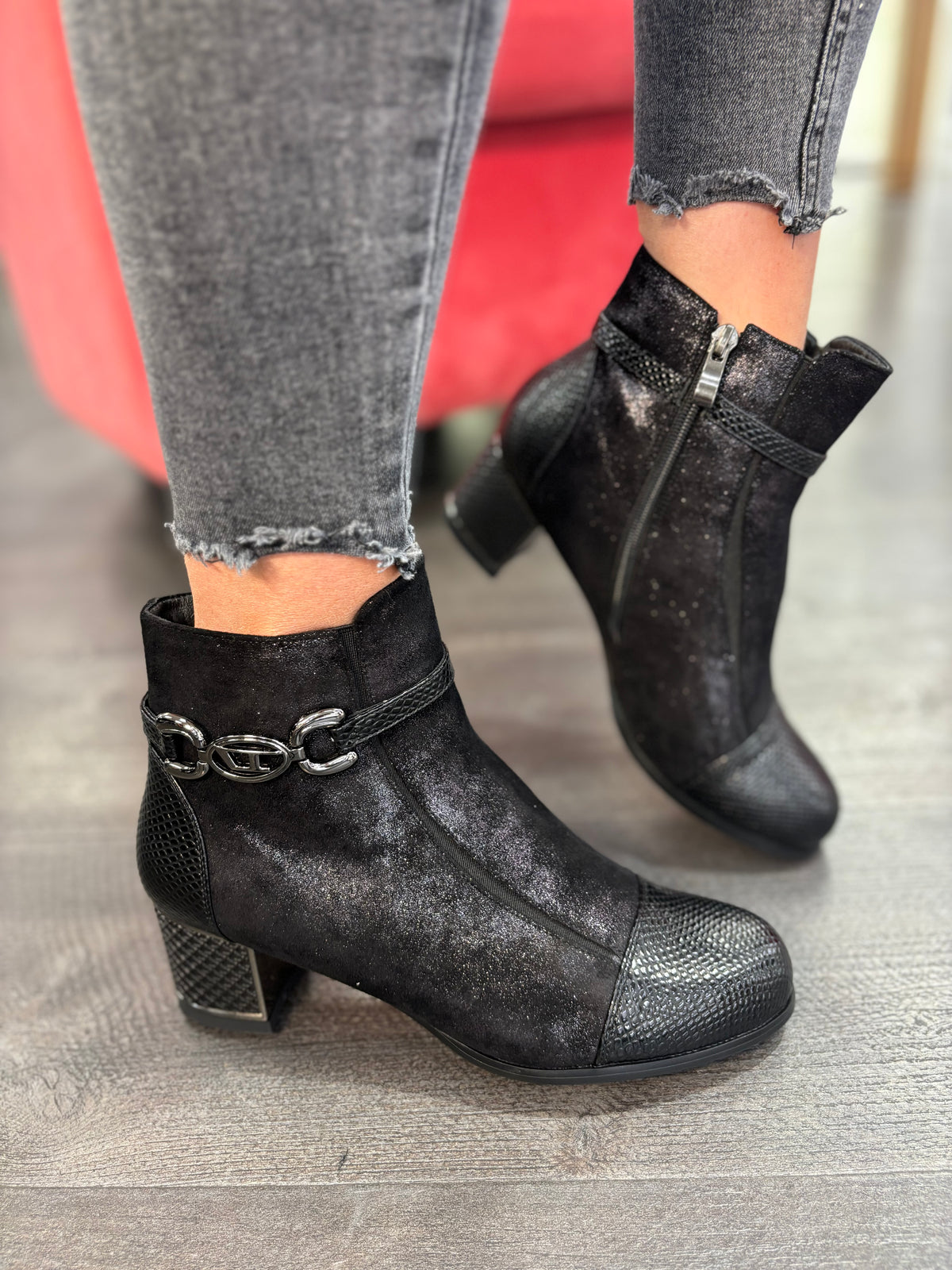 H213 Black Shimmer Boots