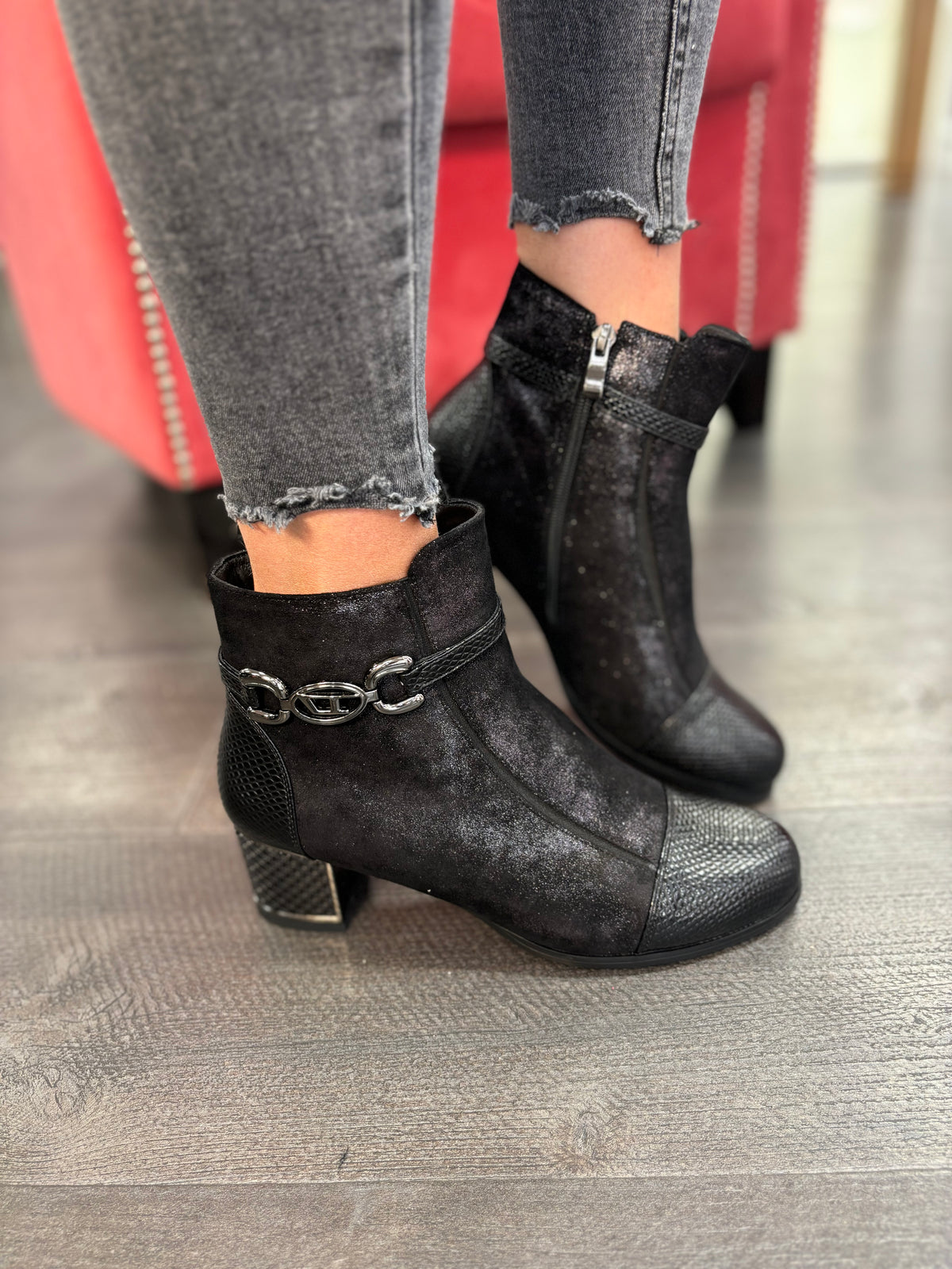 H213 Black Shimmer Boots