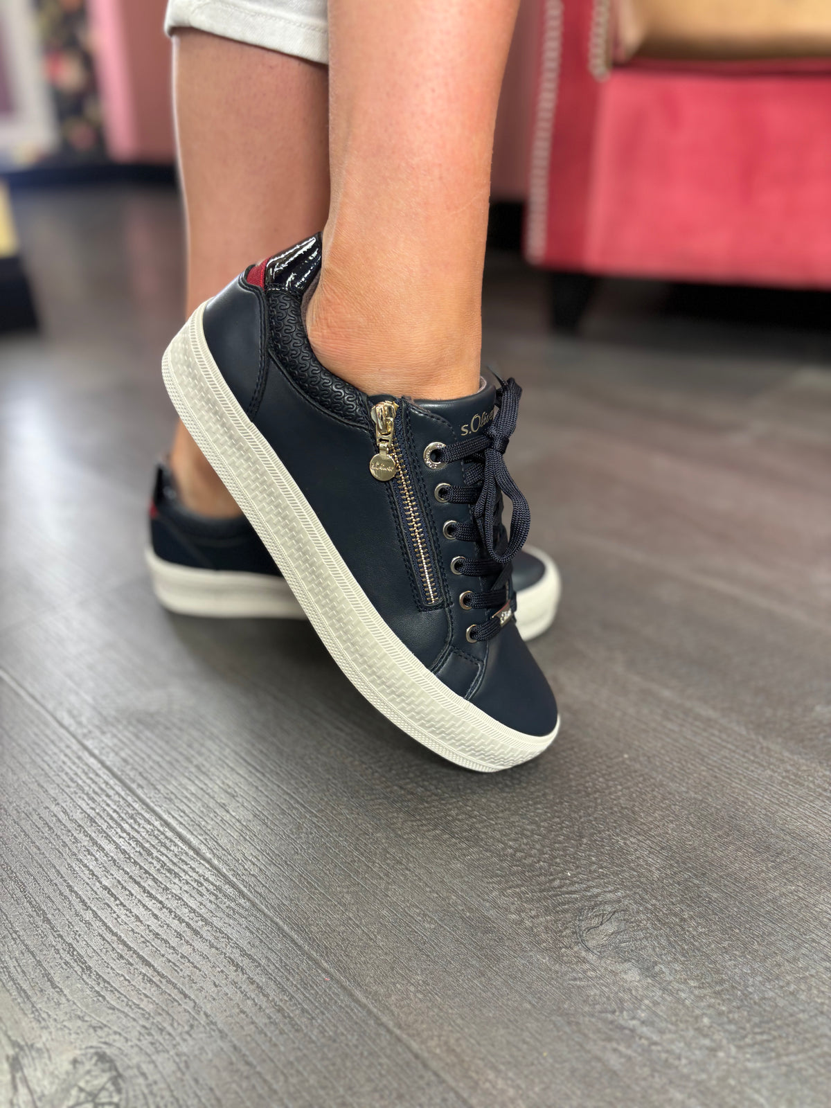 Navy Gold Trainers