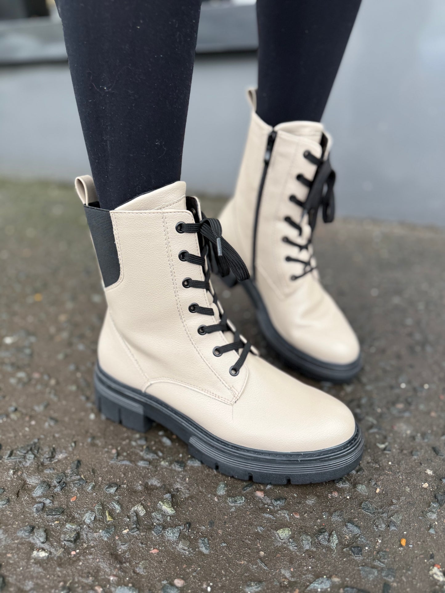 Ivory Comb Boots