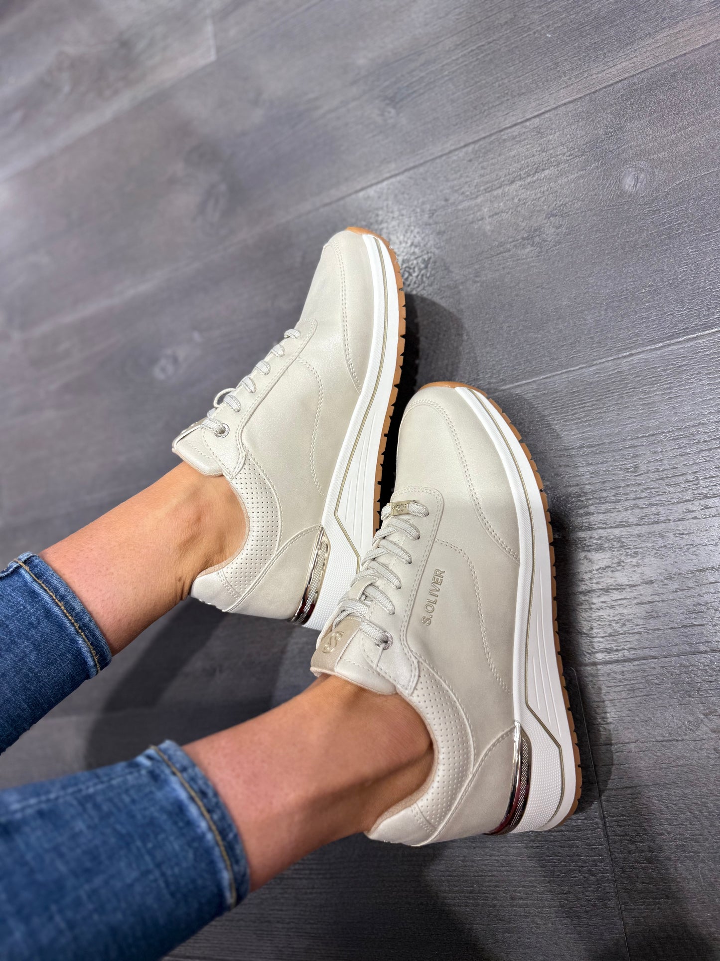 Champagne Wedge Trainer