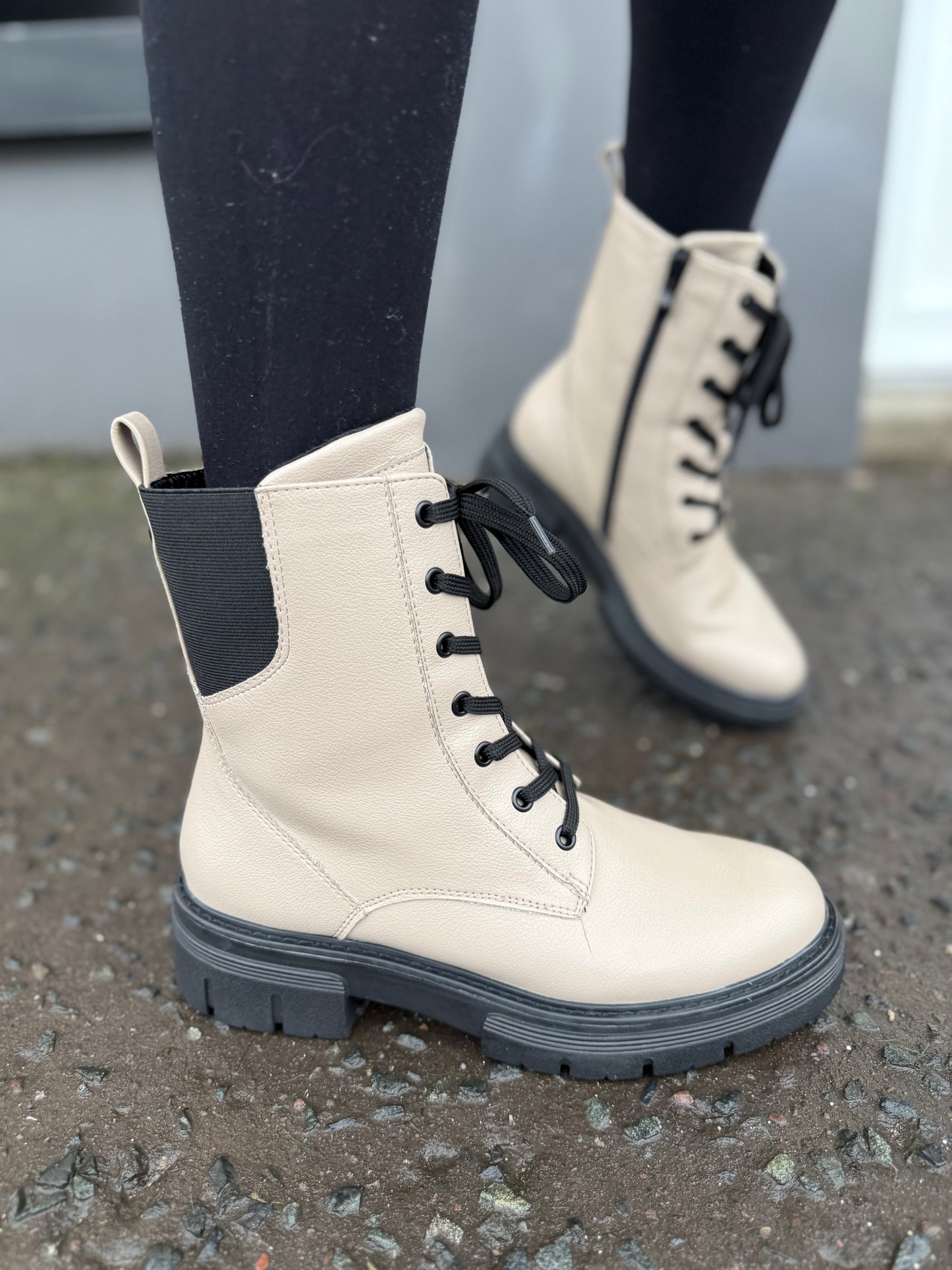 Ivory Comb Boots